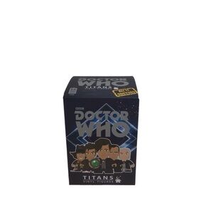Doctor Who The 11th Doctor Good Man Collection Titans Blind Box Vinyl Figure